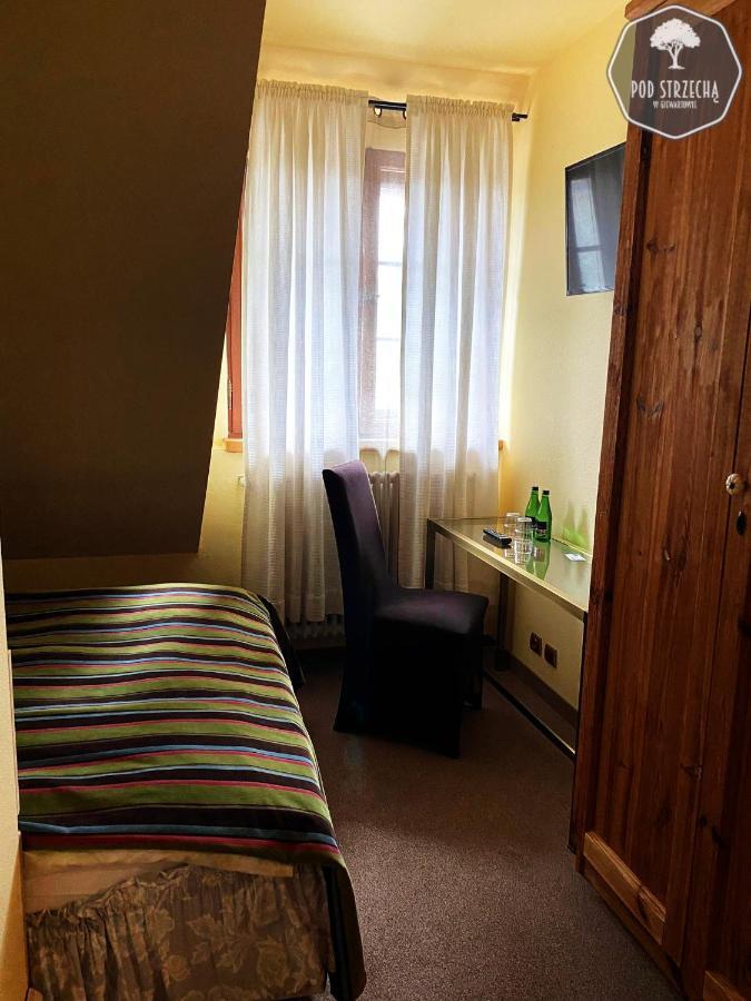 Dom Wypoczynkowy "Pod Strzecha" W Giewartowie Buitenkant foto