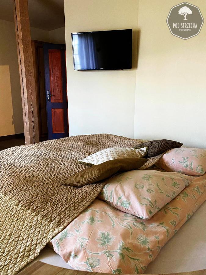 Dom Wypoczynkowy "Pod Strzecha" W Giewartowie Buitenkant foto