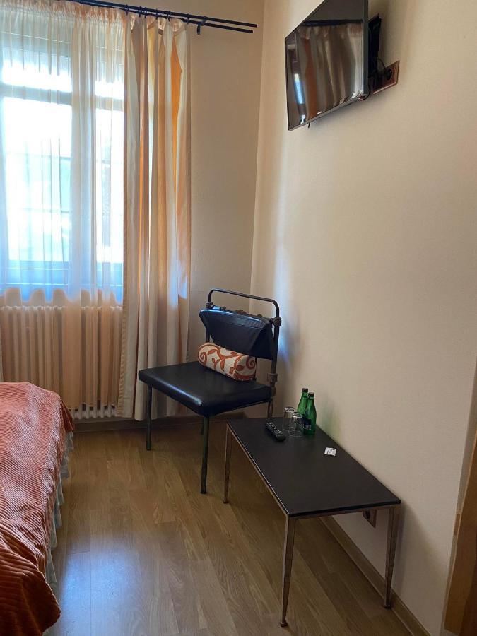 Dom Wypoczynkowy "Pod Strzecha" W Giewartowie Buitenkant foto
